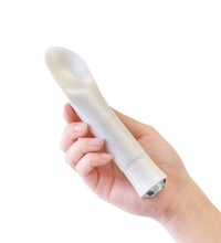 Blush Oh My Gem Bold Warming Clitoral Vibrator in Diamond