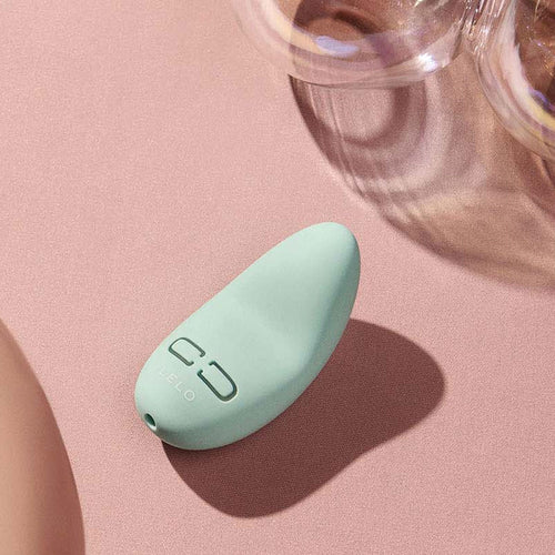 Lelo Lily 3 Mini Clitoral Messager Clit Vibrator